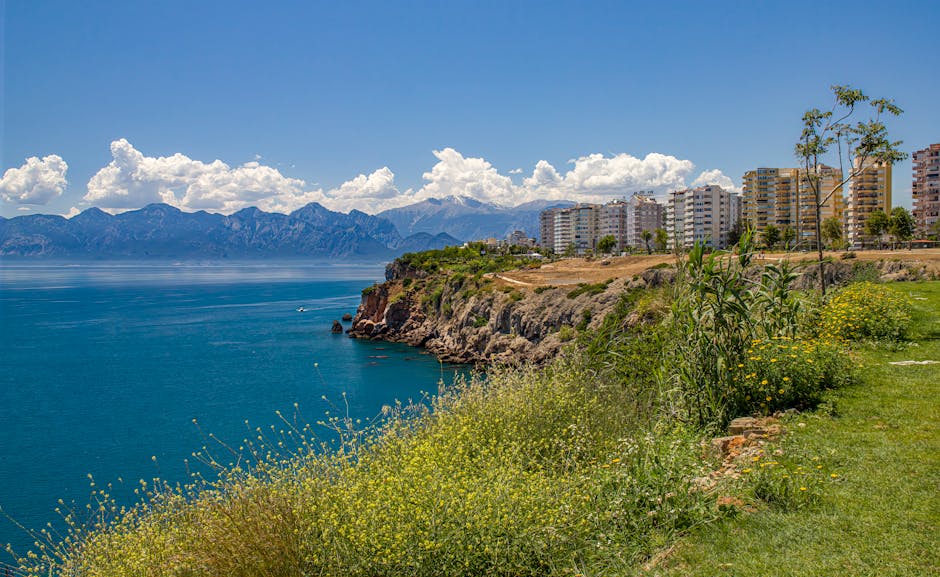 Antalya-Falezlerinde-Telefon-Gorusmesi-Trajik-Bitti-Bir-Can-Kaybi-featured
