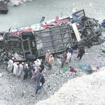 pakistan-da-otobus-kazasi-4-olu-26-yarali-1982743