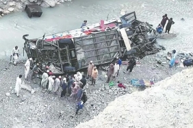 pakistan-da-otobus-kazasi-4-olu-26-yarali-1982743